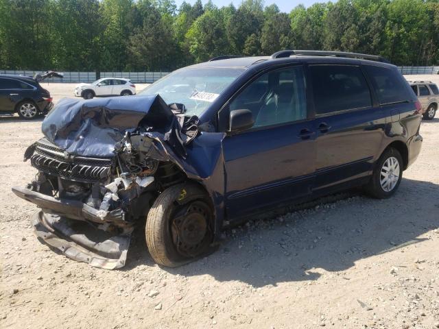 2004 Toyota Sienna CE