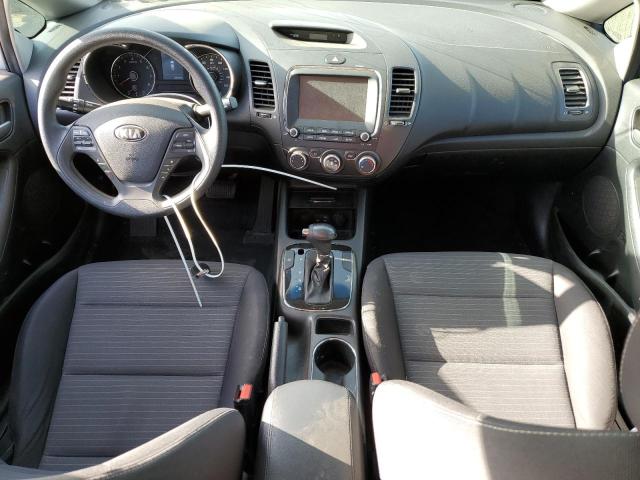 3KPFL4A7XJE180245 KIA FORTE LX