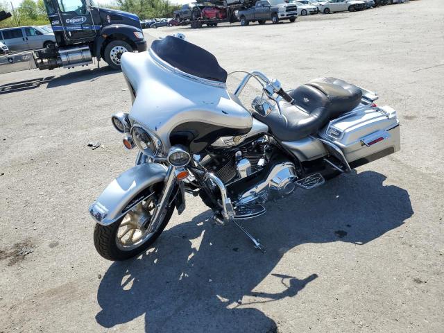 2003 HARLEY-DAVIDSON FLHTCUI AN 1HD1FCW483Y622476