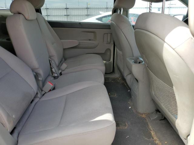 KNDMB5C15G6112877 KIA SEDONA LX