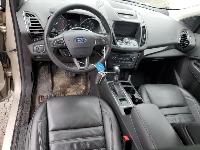 1FMCU9J96HUC27311 Ford Escape Titanium
