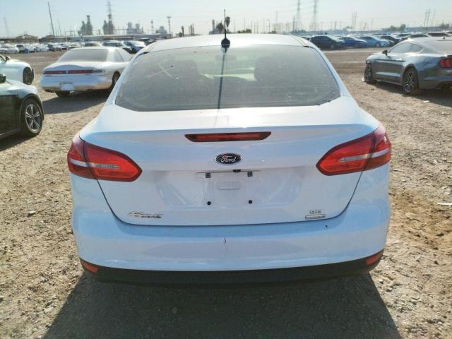1FADP3FE9JL270996 Ford FOCUS SE