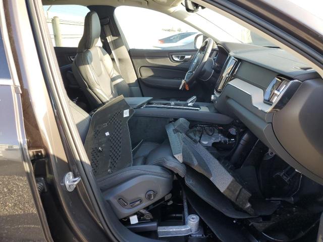 2022 VOLVO XC60 B5 IN - YV4L12DL2N1086257