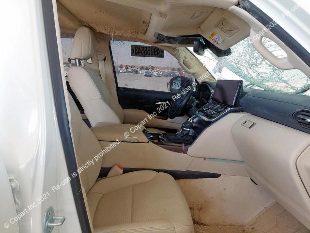 JTMABBBJ4N4037861 Auction: COPART UAE Lot: 49055543 Location: DUBAI INDUSTRIAL CITY - DUBAI JTMABBBJ4N4037861 TOYOTA L-CRUISER 2022 WHITE Photo 5