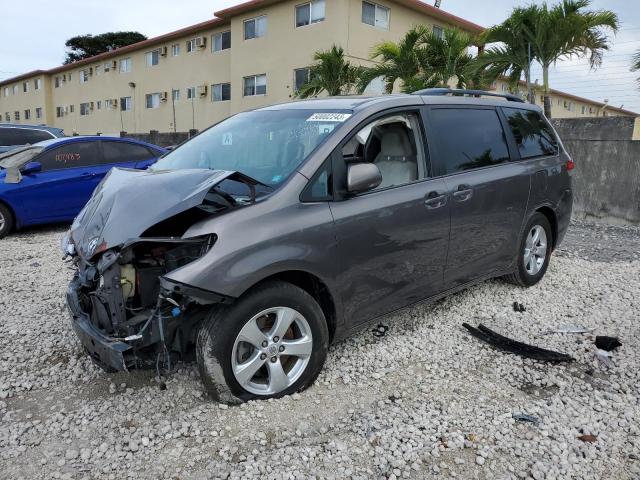 2013 Toyota Sienna LE