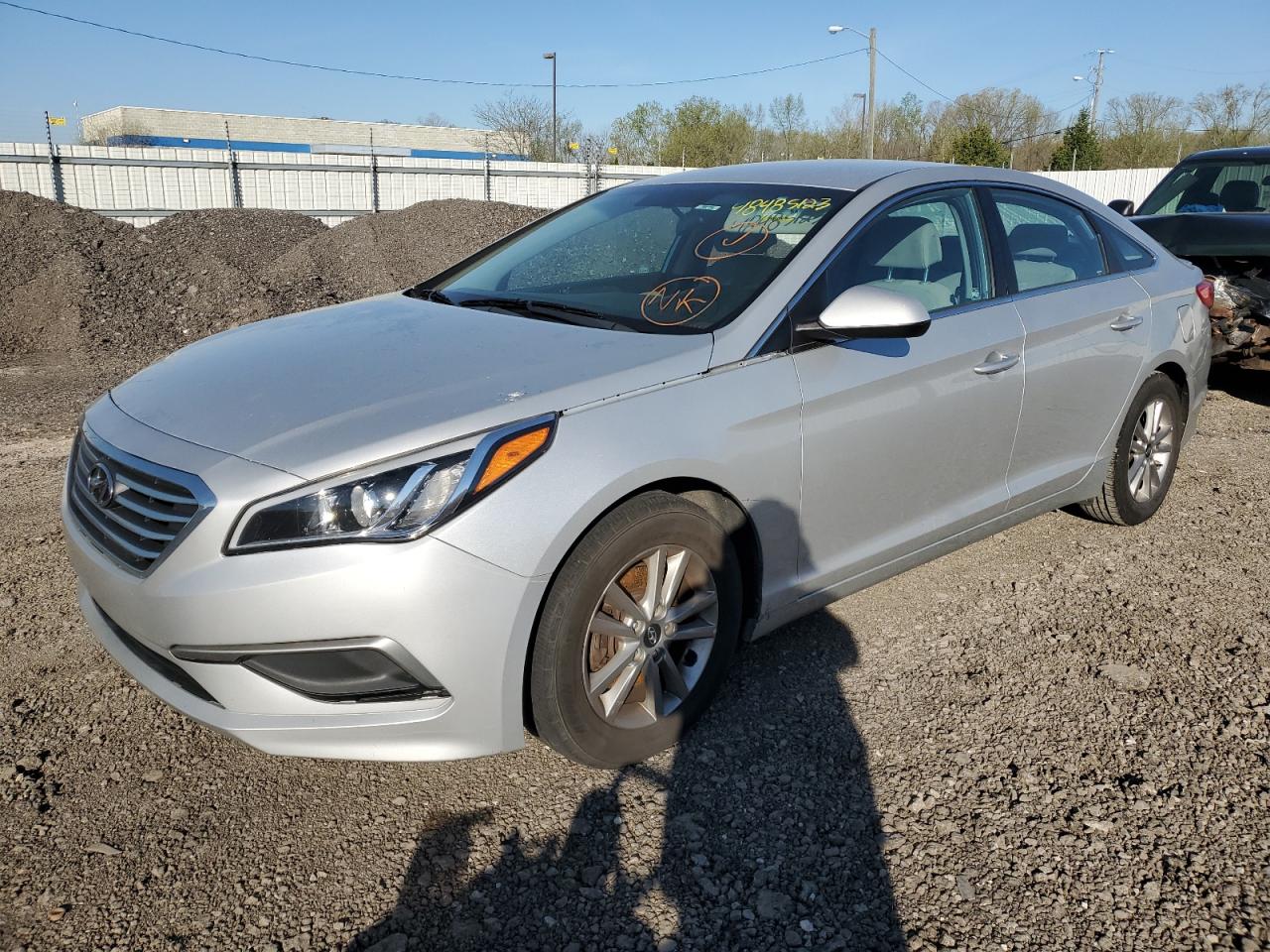 5NPE24AF8HH563399 HYUNDAI SONATA SE 2017