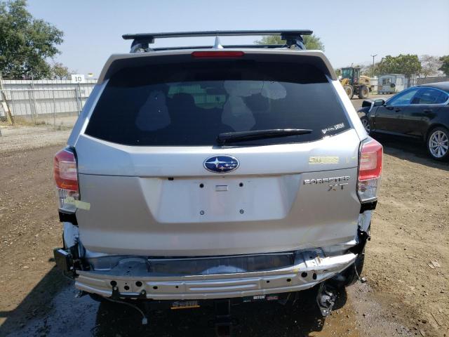 JF2SJGWC1JH603849 Subaru Forester 2.0xt Touring