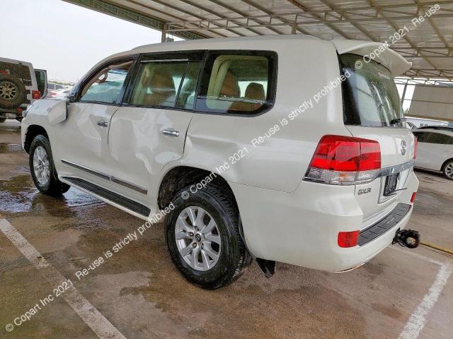 JTMHU01J0J4153373 Auction: COPART UAE Lot: 49954193 Location: DUBAI INDUSTRIAL CITY - DUBAI JTMHU01J0J4153373 TOYOTA L-CRUISER 2018 WHITE Photo 3