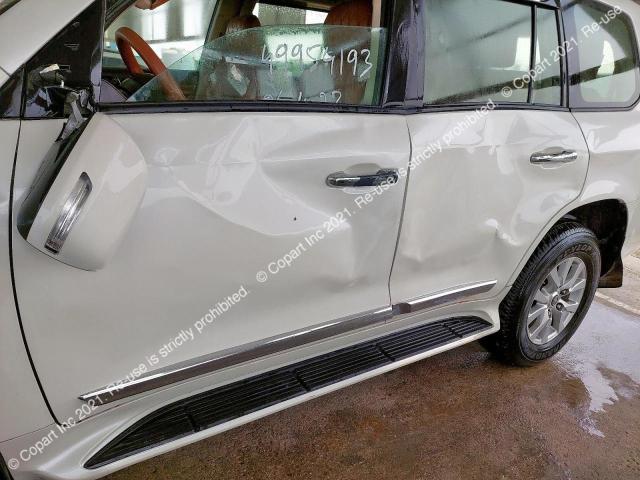 JTMHU01J0J4153373 Auction: COPART UAE Lot: 49954193 Location: DUBAI INDUSTRIAL CITY - DUBAI JTMHU01J0J4153373 TOYOTA L-CRUISER 2018 WHITE Photo 9