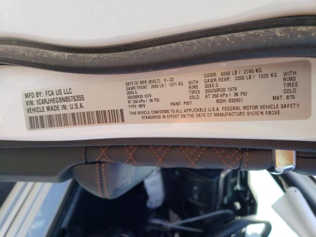 1C4RJHEG8N8576355 Jeep Grand Cherokee Summit