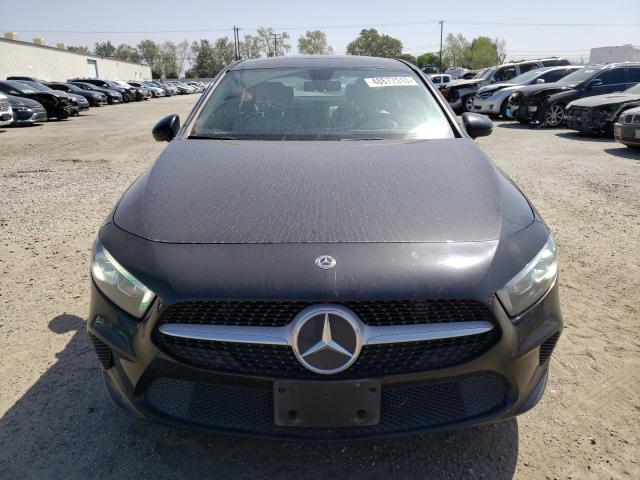 WDD3G4EB3KW023708 Mercedes-Benz A 220