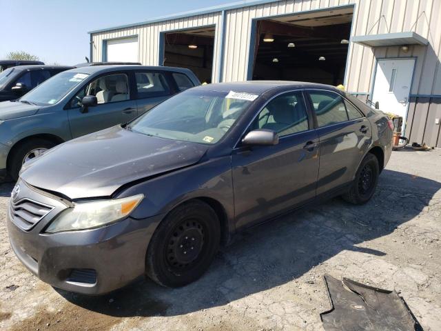 Lot #2445543935 2011 TOYOTA CAMRY BASE salvage car