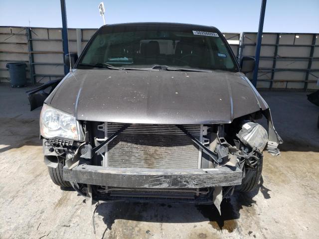 2C4RDGBG1FR718153 Dodge Grand Caravan Se