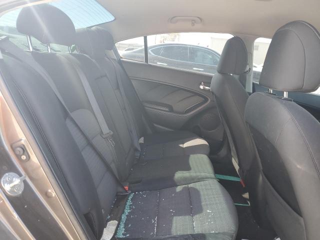 KNAFX4A60E5062716 KIA FORTE LX