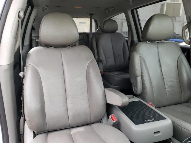 KNDMH4C76E6535882 KIA SEDONA EX