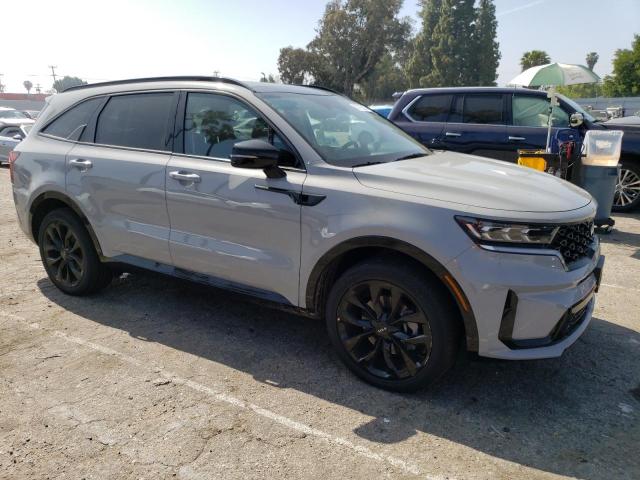  KIA SORENTO 2022 Серебристый