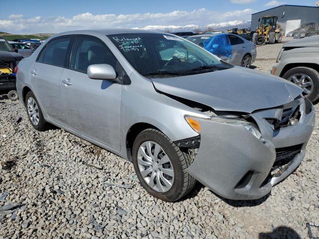 Vin: 2t1bu4ee3cc819328, lot: 49178513, toyota corolla base 20124
