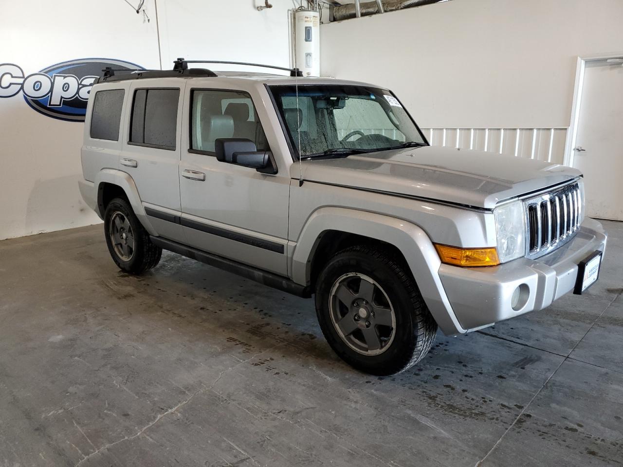 1J8HG48P87C527647 2007 Jeep Commander