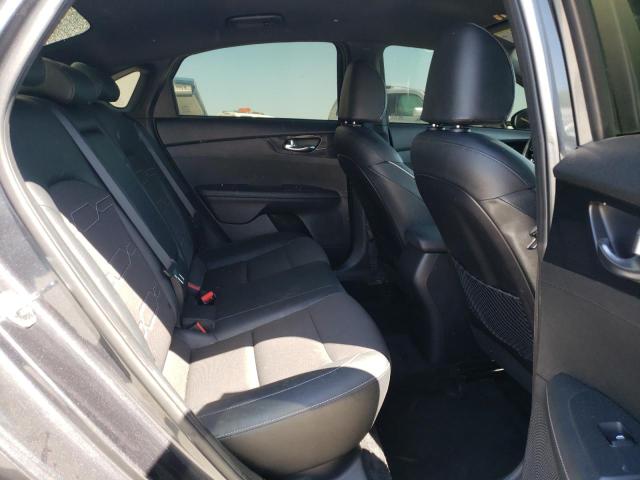 3KPF34AD1LE245489 KIA Forte Gt Line