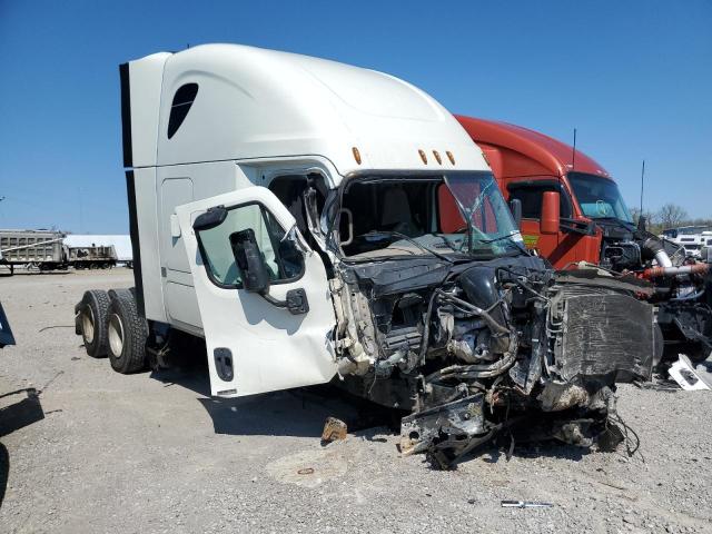 Vehiculos salvage en venta de Copart Lexington, KY: 2015 Freightliner Cascadia 125