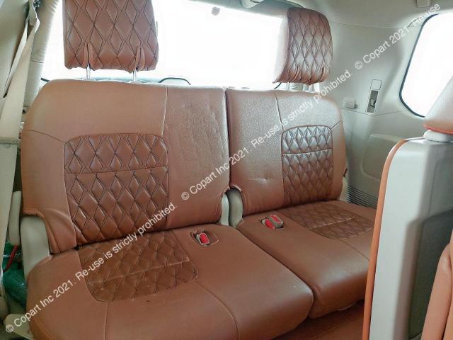 JTMHU01J0J4153373 Auction: COPART UAE Lot: 49954193 Location: DUBAI INDUSTRIAL CITY - DUBAI JTMHU01J0J4153373 TOYOTA L-CRUISER 2018 WHITE Photo 15
