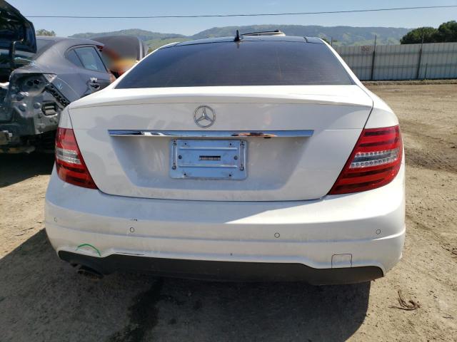WDDGJ4HBXFG364909 Mercedes-Benz C 250