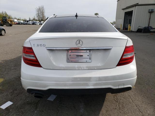 WDDGJ4HB2FG431163 Mercedes-Benz C 250