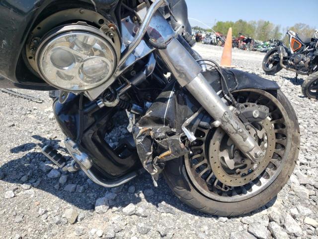 2011 HARLEY-DAVIDSON FLHTK - 1HD1KEM10BB632727