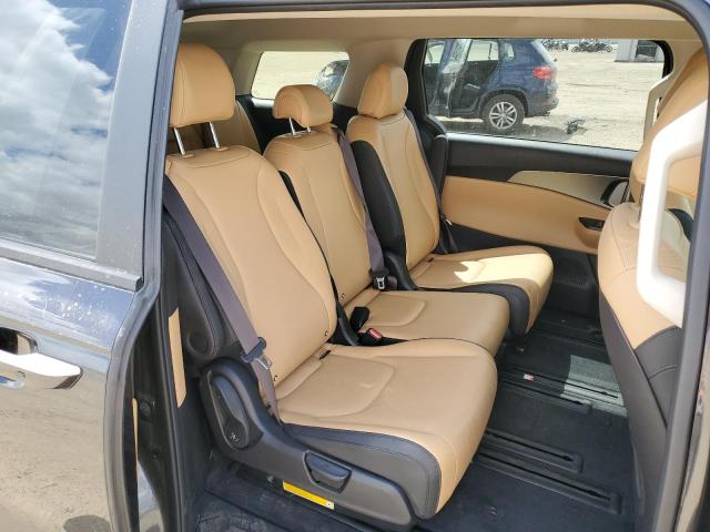 KNDNB4H30N6132556 KIA Carnival Lx