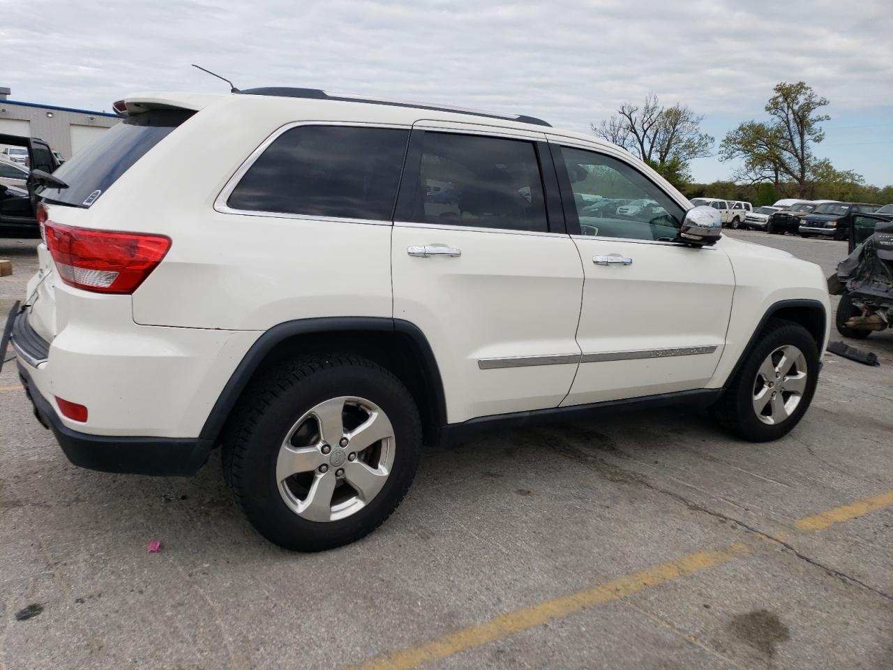 1J4RR5GT1BC521654 2011 Jeep Grand Cherokee Limited