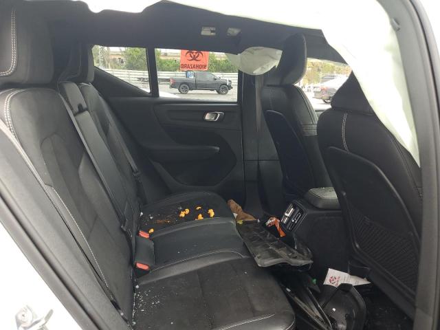 2020 VOLVO XC40 CORE - YV4AC2HM3L2171751