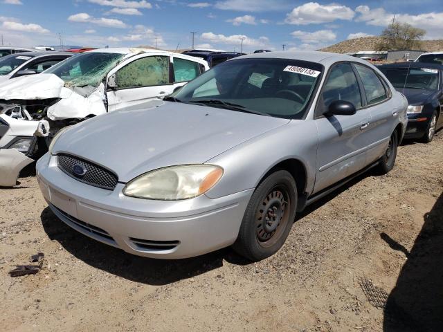 2004 Ford Taurus SE