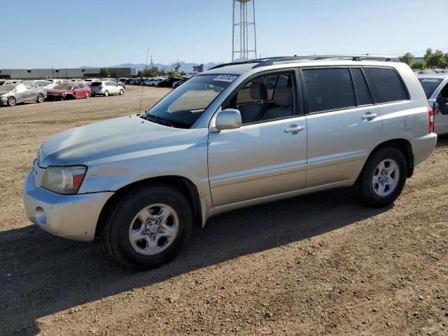 2004 Toyota Highlander 