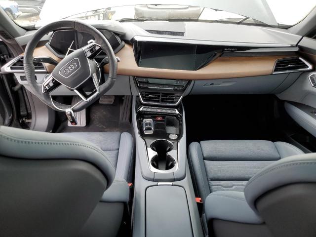 2022 AUDI E-TRON GT - WAUDJBFW2N7003810