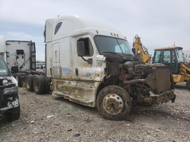 Salvage cars for sale from Copart Columbus, OH: 2016 Freightliner Cascadia 125