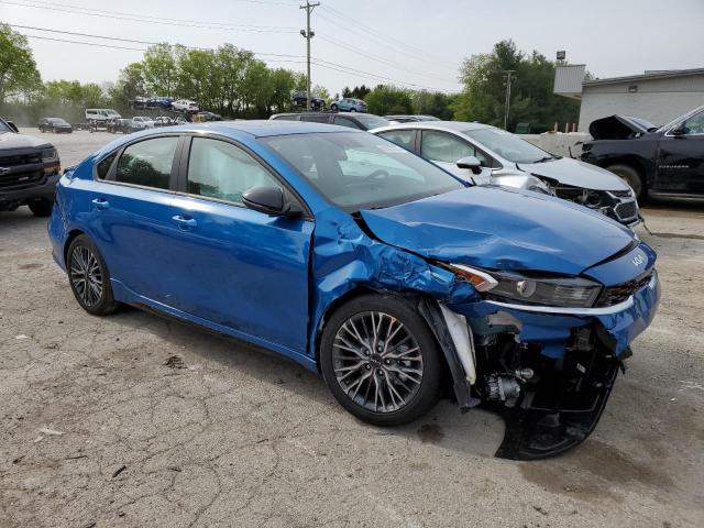 3KPF54AD5PE584885 Kia Forte GT L 4