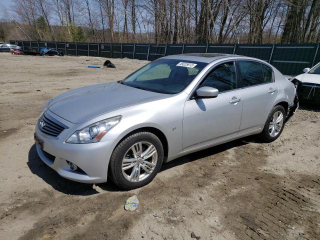 2015 INFINITI Q40 