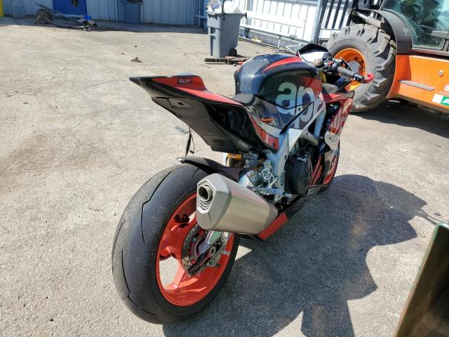 2018 APRILIA RSV4 ZD4KEU000JS001662