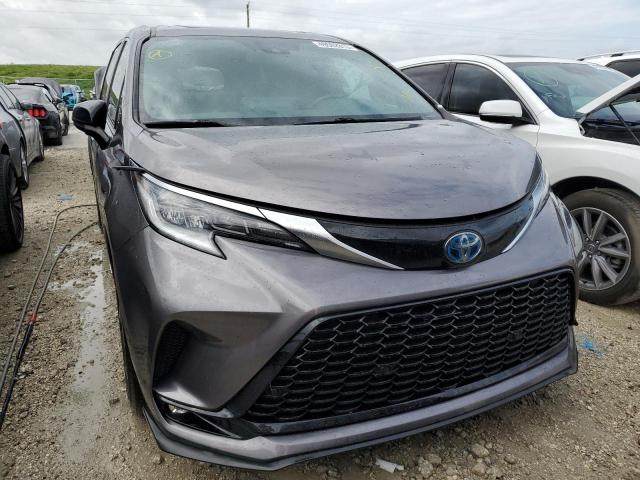 2021 TOYOTA SIENNA XSE - 5TDXRKEC2MS012396