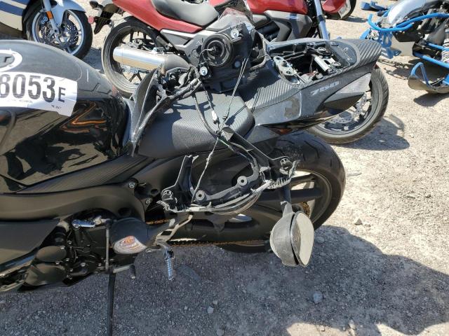 2011 SUZUKI GSX750 - JS1GR7MA7B2104471