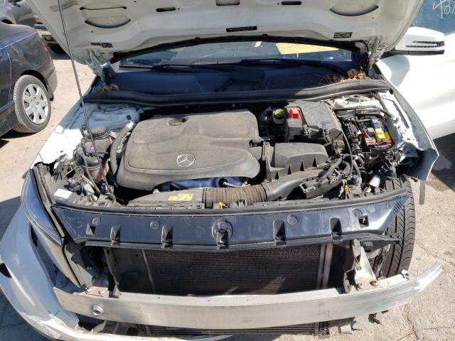 WDCTG4EB5GJ235132 Mercedes-Benz GLA 250