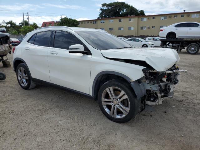 2016 MERCEDES-BENZ GLA 250 - WDCTG4EB3GJ203599