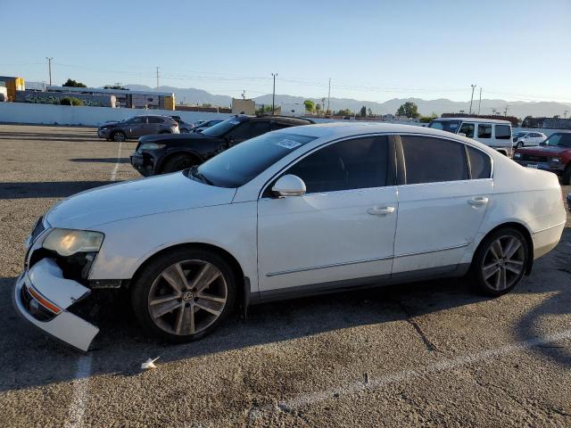 2010 Volkswagen Passat 