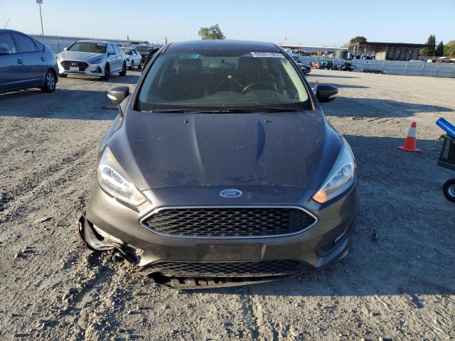 1FADP3F20FL221053 Ford FOCUS SE