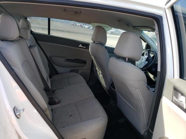 KNDPMCAC4H7219771 KIA Sportage Lx