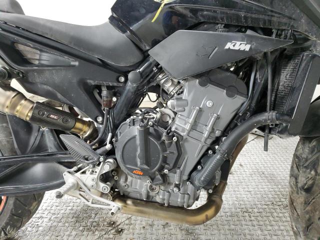2021 KTM 890 DUKE R - VBKTU9401MM812193