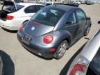 VOLKSWAGEN NEW BEETLE photo