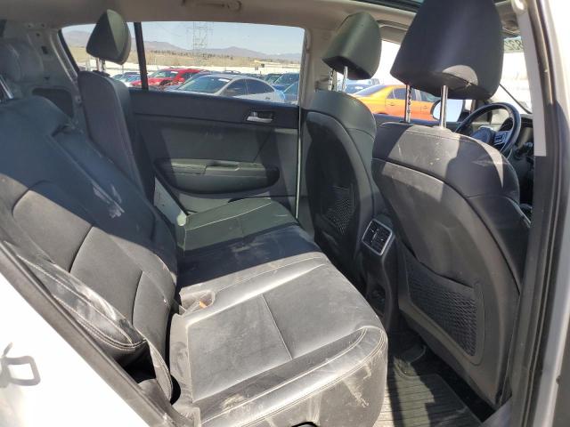KNDPNCAC5H7202779 KIA Sportage Ex