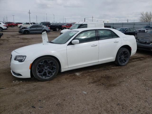 2019 Chrysler 300 