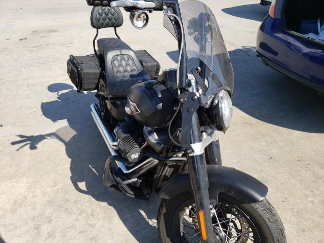 2019 HARLEY-DAVIDSON FLSL 1HD1YDJ24KB028734